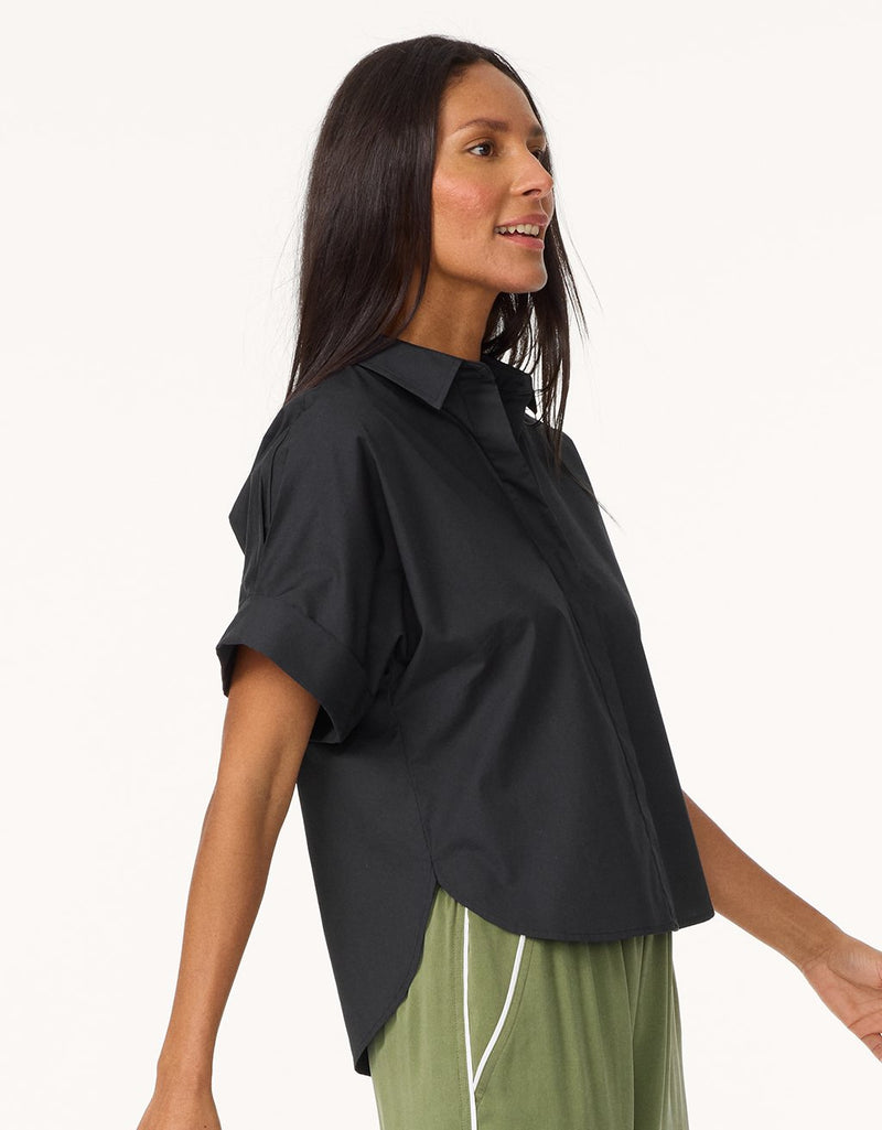 unsubscribed poplin short sleeve button down shirt