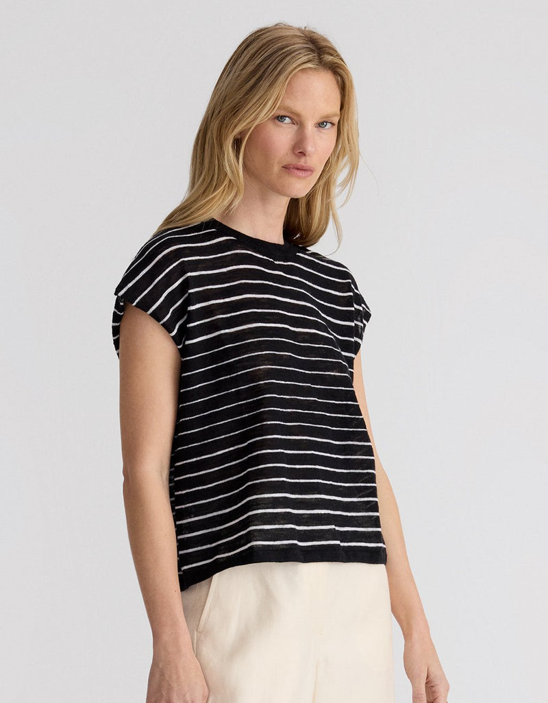 Unsubscribed Sleeveless Linen Sweater Tee