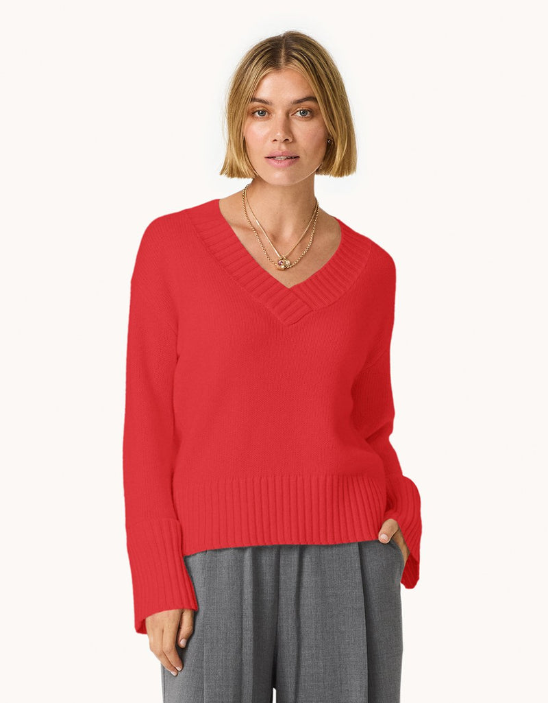 Unsubscribed Winter-Weight Cashmere V-Neck Sweater