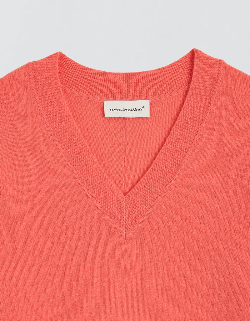 Unsubscribed Everyday-Weight Cashmere Boxy V-Neck Sweater