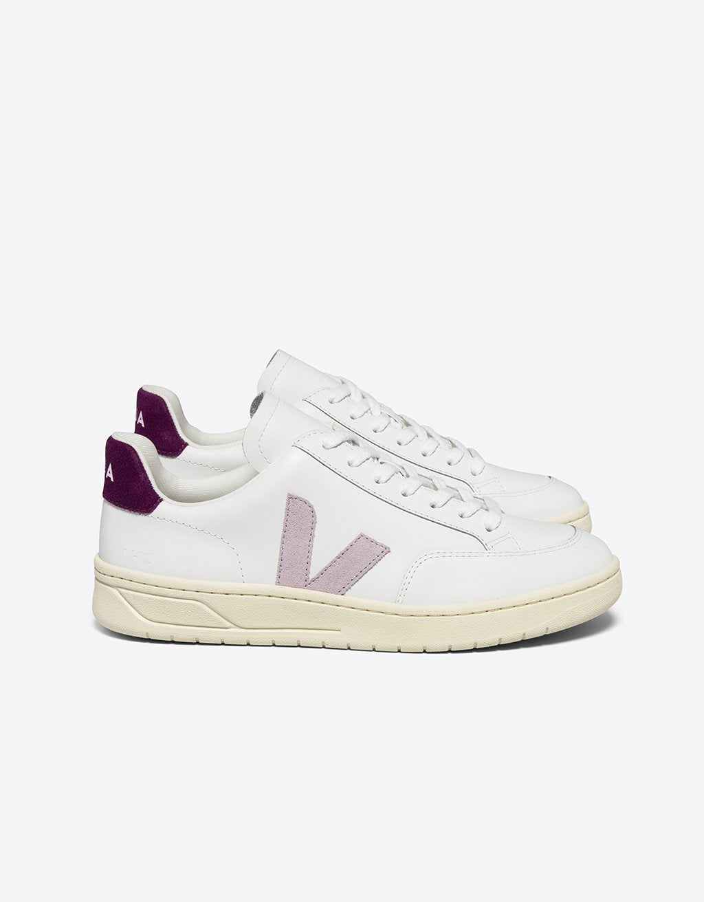 veja v-12 sneaker – unsubscribed