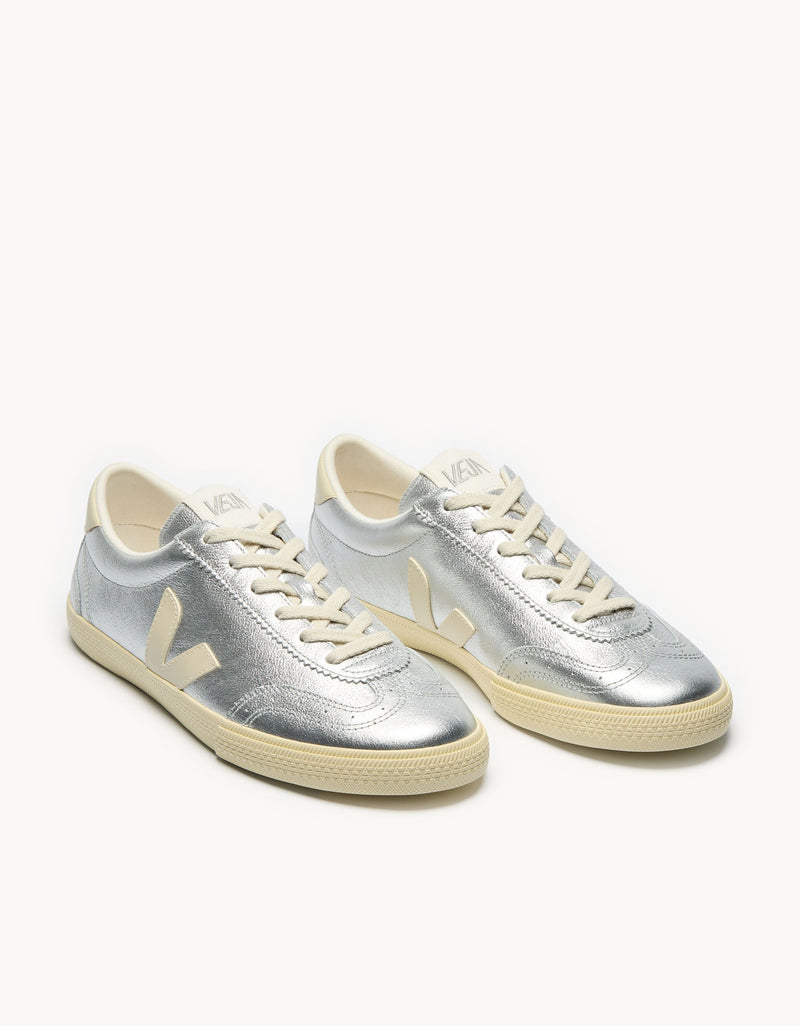 Veja Volley Sneaker