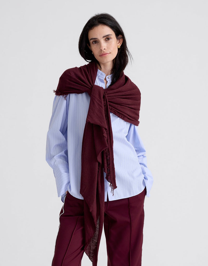 Unsubscribed Whisper-Weight Cashmere Scarf